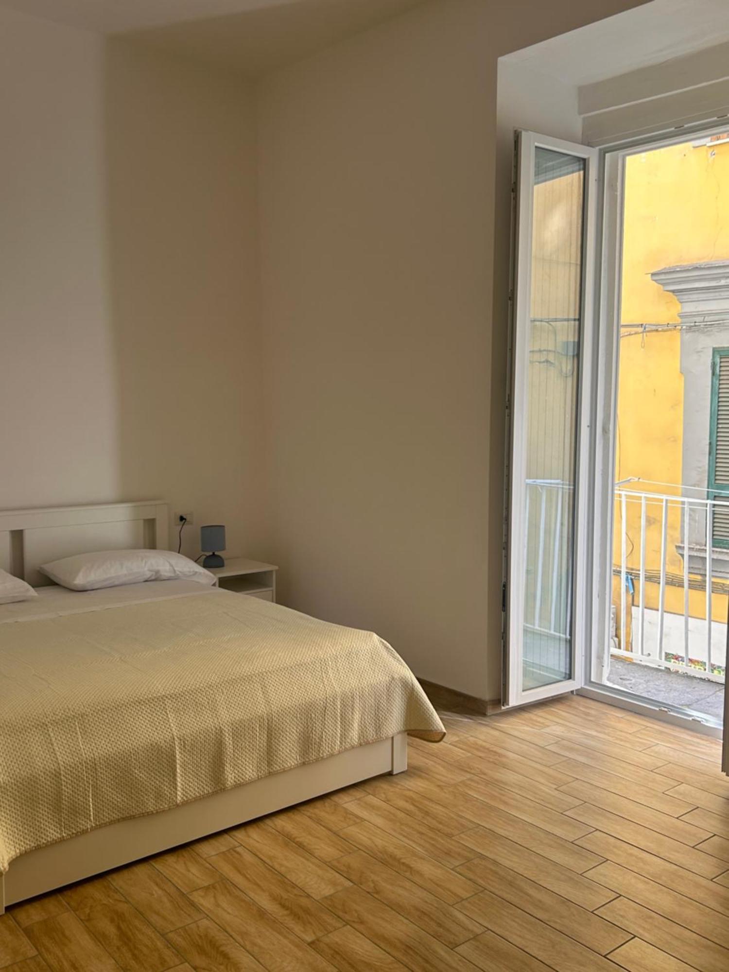 Suite Di Giordy Napoli Centro Exteriör bild